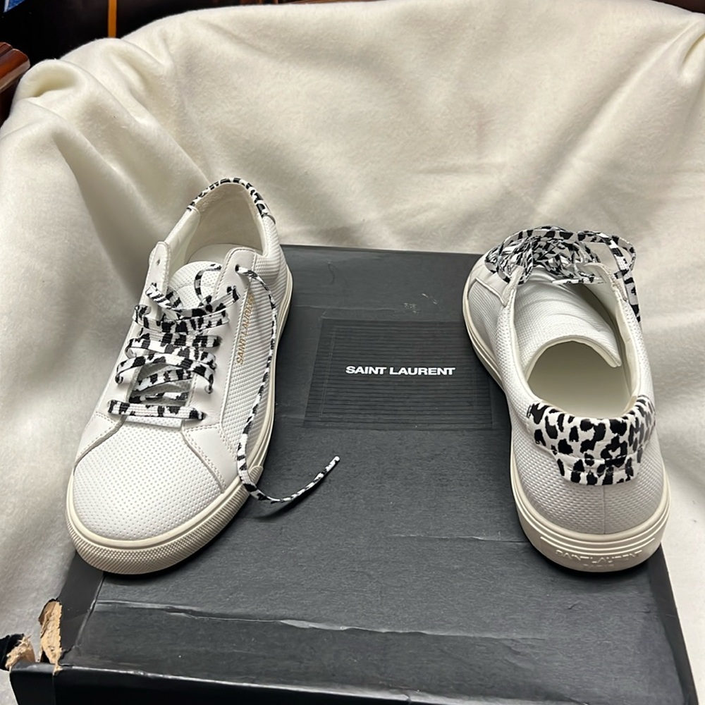 saint Laurent size 40’sneakers